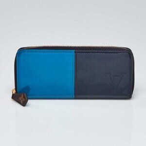 Louis Vuitton Blue Two-Tone Vernis Miroir Clemence Wallet
